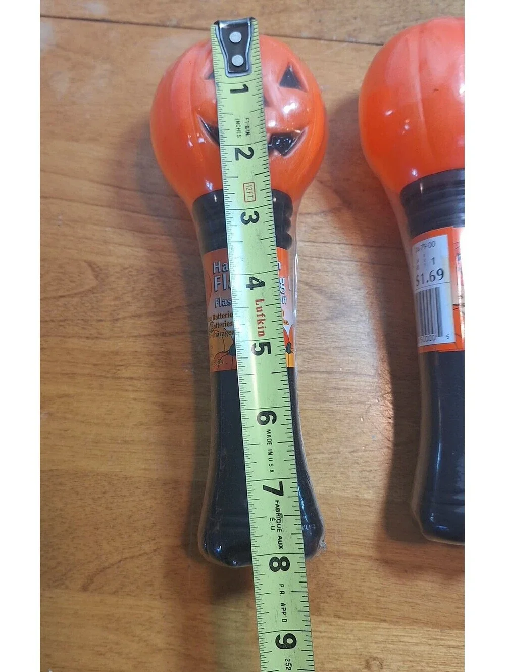 2 VTG Halloween Blow Mold Safety Flashlights New Sealed Old Stock 8